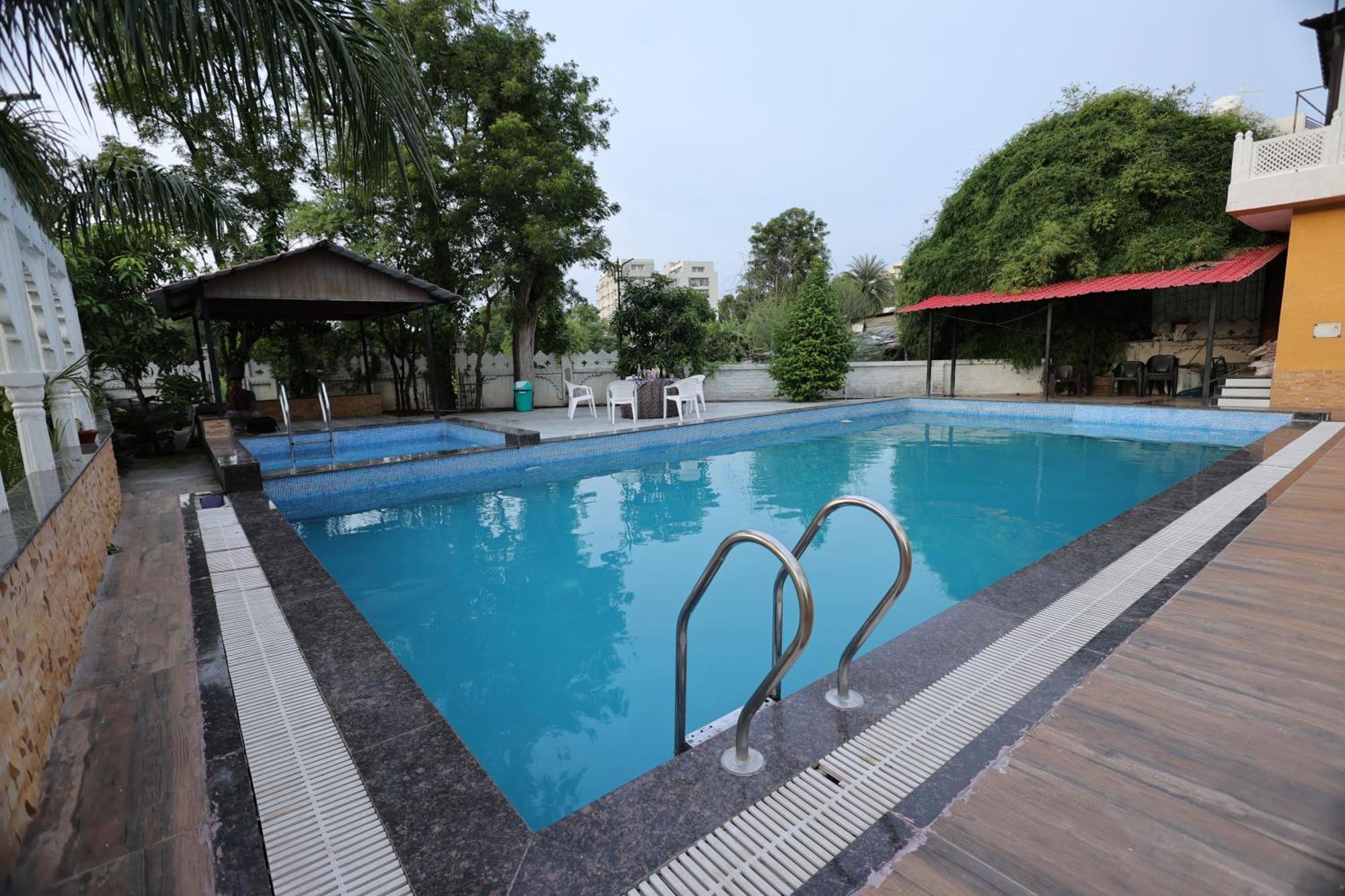 Manas Resort By Rudrakshi Udaipur Exterior foto